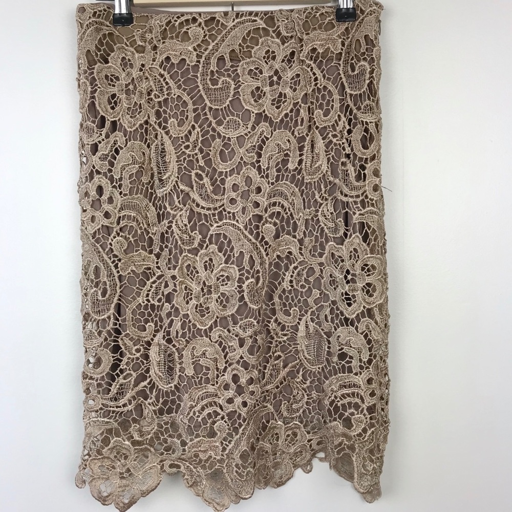 Stella Laguna Beach | Lace Floral Pencil Skirt